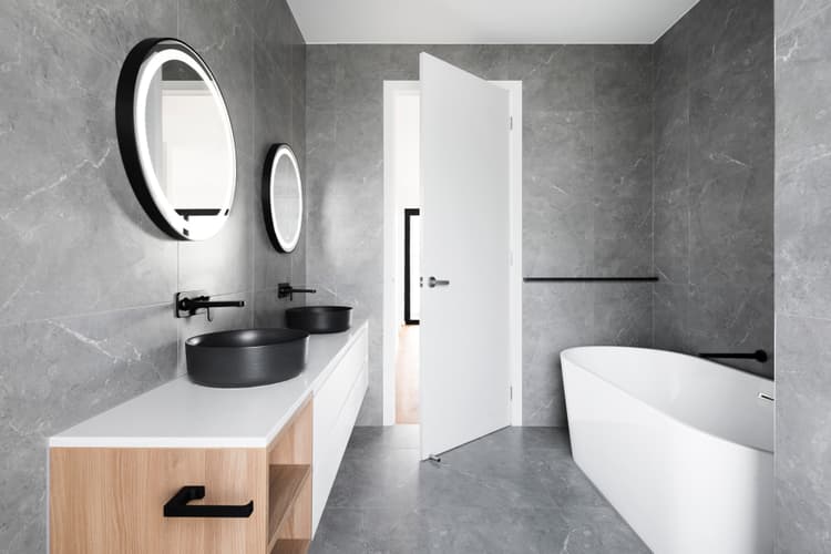How to decorate your bathroom